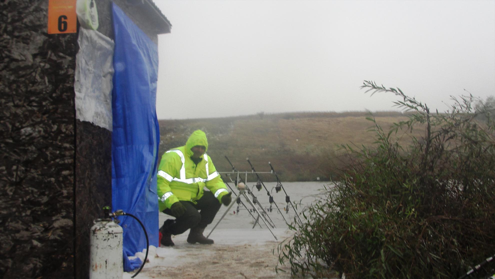 Magura 9 25 - 26 octombrie 2014 - nu vreau sa stiu ce facea acolo:))))